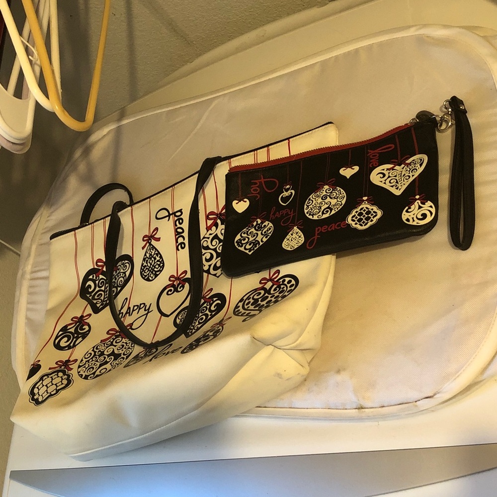 ❤️🌲Brighton Black and White Heart Tote Set- $35 or $30 w/offer